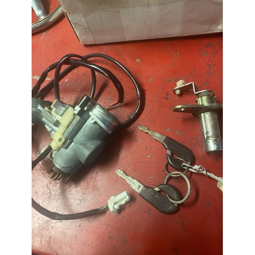 Z32 Igntion switch  and boot barrel